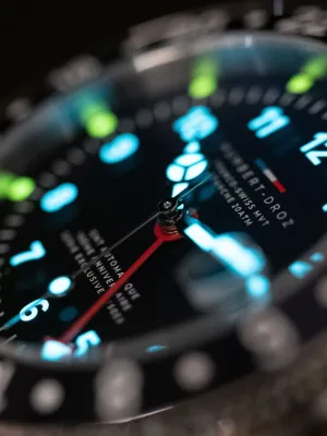 HD9 GMT Noir